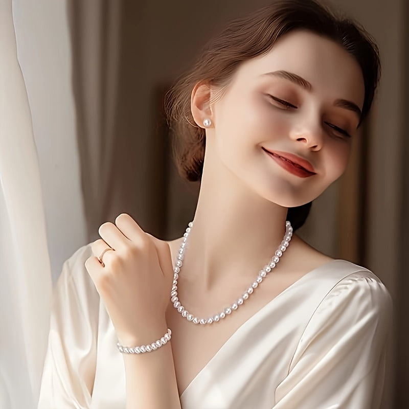 Retro Fashion Atmosphere Elegant Light Luxury 7-8mm Fresh Water Pearl Three-piece Set, Locking Earpins Are 925 Silver, Hypoallergenic, Banquet Party Or Daily Can Be Worn, Festivals, Anniversaries, Birthdays to Elders, Friends, Lovers Gifts, Gift Box