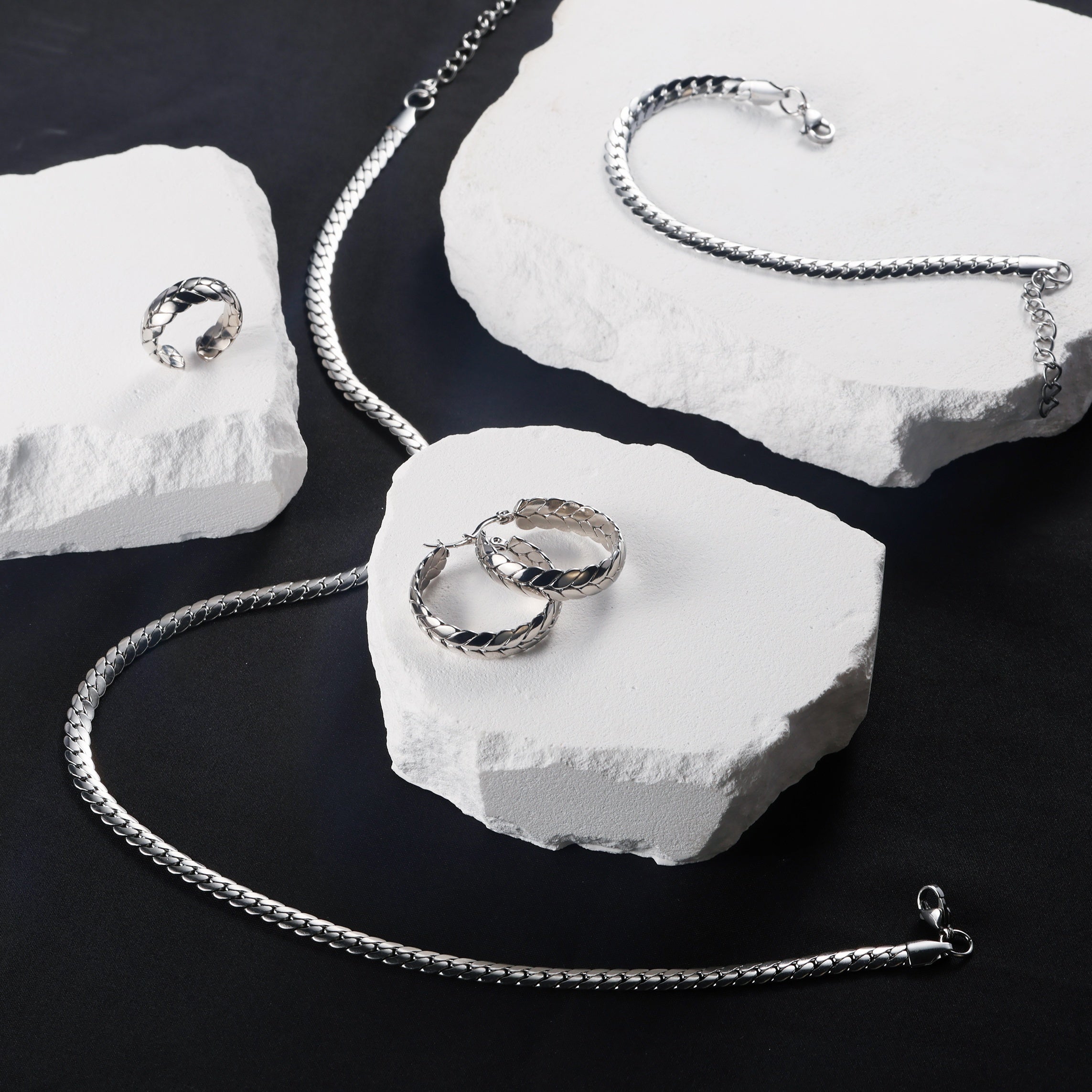 925 Sterling Silver 4pcs Set, Including Necklaces, Bracelets, Earrings And Rings, Luxurious Fashion, Noble And Elegant, Holiday Gifts Birthday Gifts Valentine Gifts Mother's Day Gifts, Gift Box.