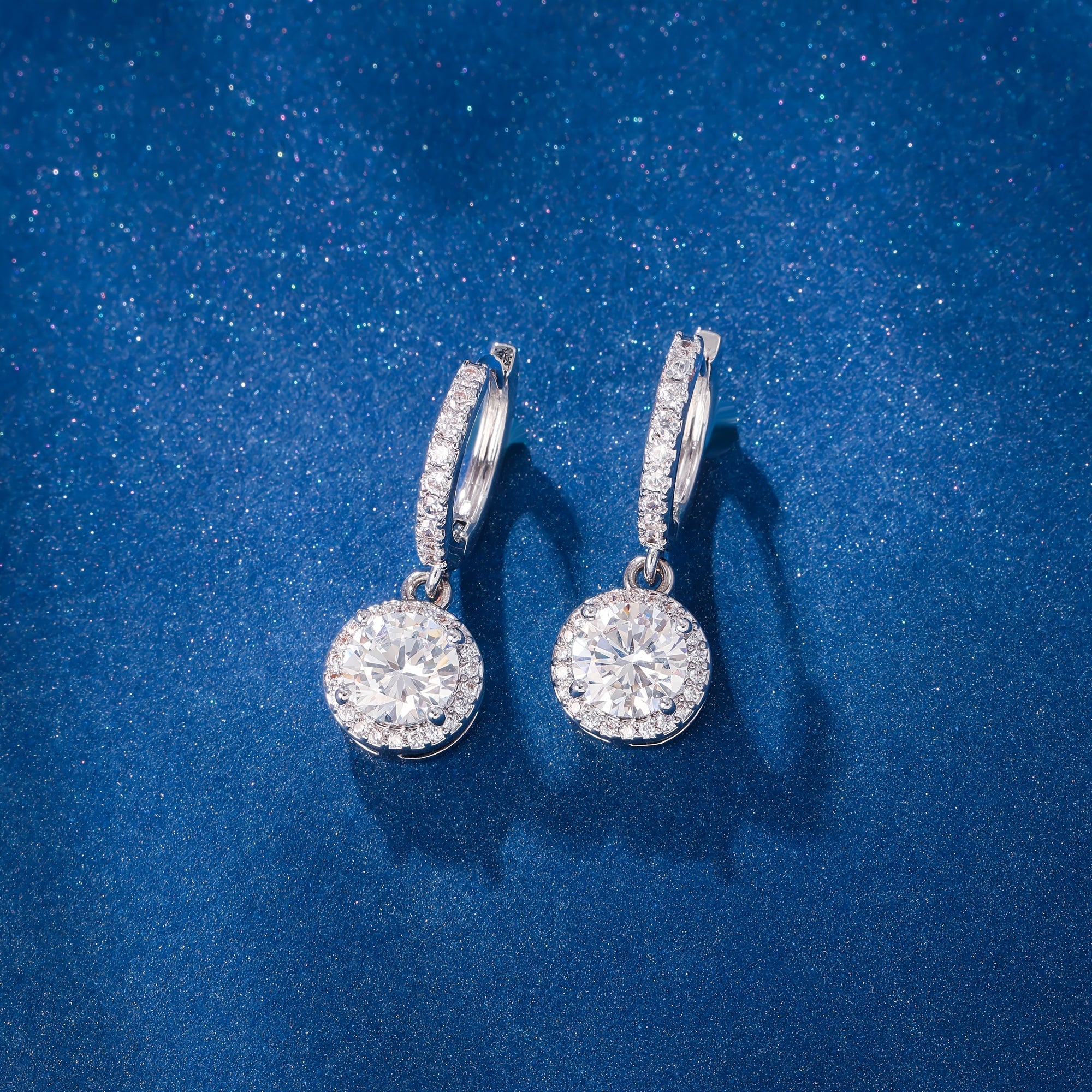 925 Sterling Silvery with Silvery 0.28 oz Of Women's Moissanite Round Pendant Earrings, Exquisite And Elegant Fashion Trend, The Perfect Gift for Family, Friends And Partners On Birthdays, Holidays And Anniversaries, Comes with A Beautiful Gift Box.