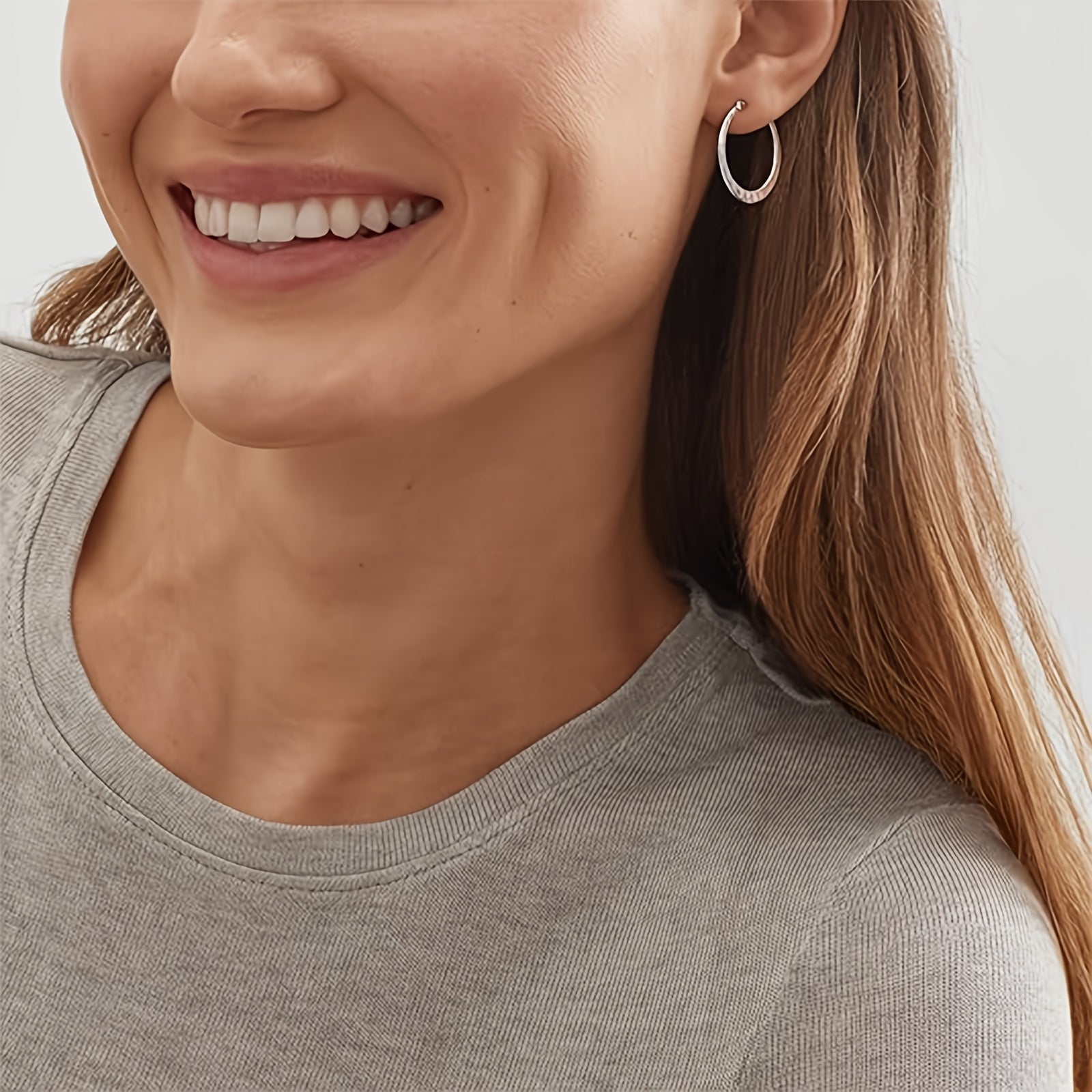 925 Silver, Cold And Irregular Twisted Earrings, Unique Design, Fashionable And Personalized Style for Women, Suitable for Giving Gifts to Friends, Girlfriends And Family, Daily Matching Gifts, And Exquisite Gift Boxes