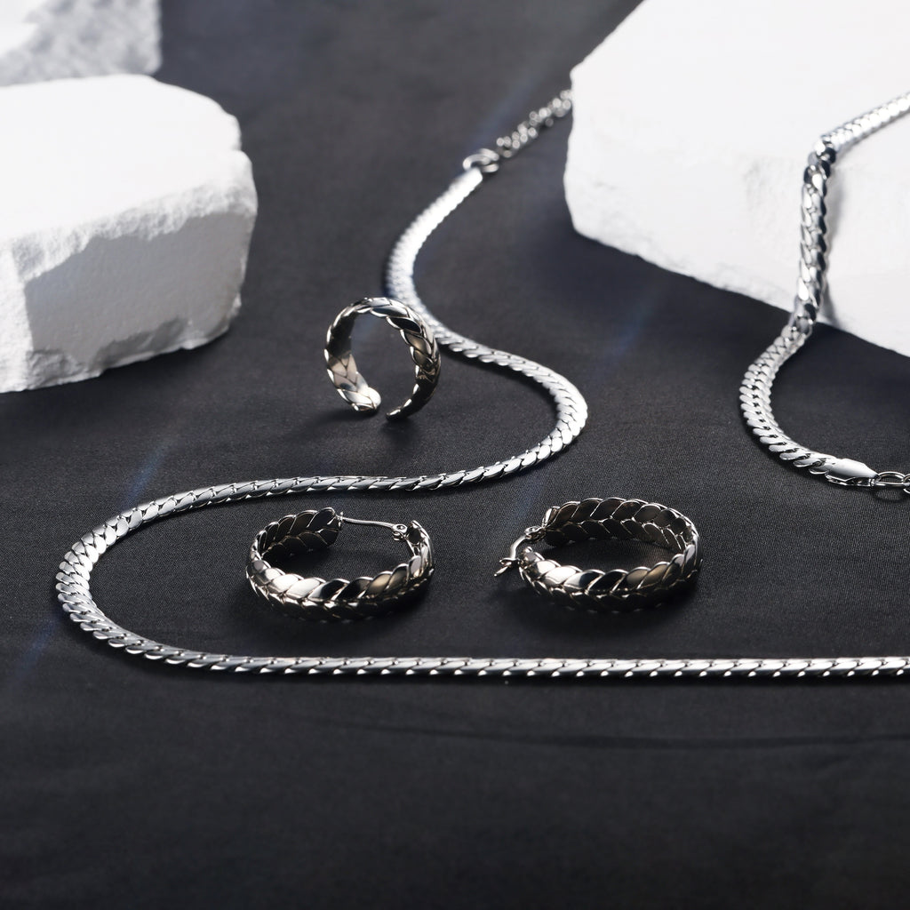 925 Sterling Silver 4pcs Set, Including Necklaces, Bracelets, Earrings And Rings, Luxurious Fashion, Noble And Elegant, Holiday Gifts Birthday Gifts Valentine Gifts Mother's Day Gifts, Gift Box.