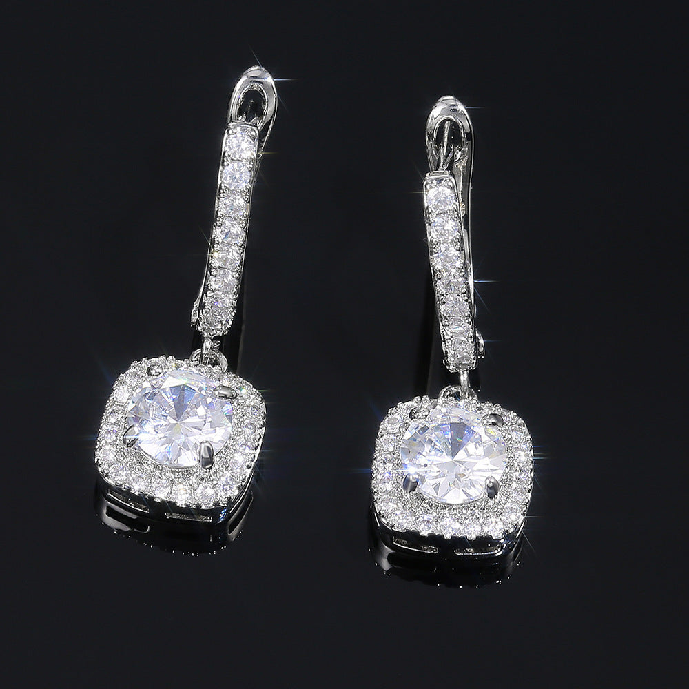 White Synthetic Zirconia Ear Cuff Rose Golden, Minimalist Geometric Ear Cuff, Luxury Versatile Hypoallergenic Ear Clip